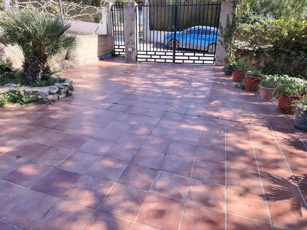 Terrasse von Haus oder Chalet zur Miete in Olocau mit Möbliert