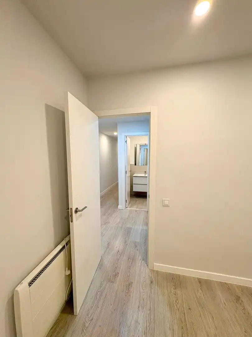 Flat for sale in Barcelona  with Air Conditioner, Heating and Parquet flooring