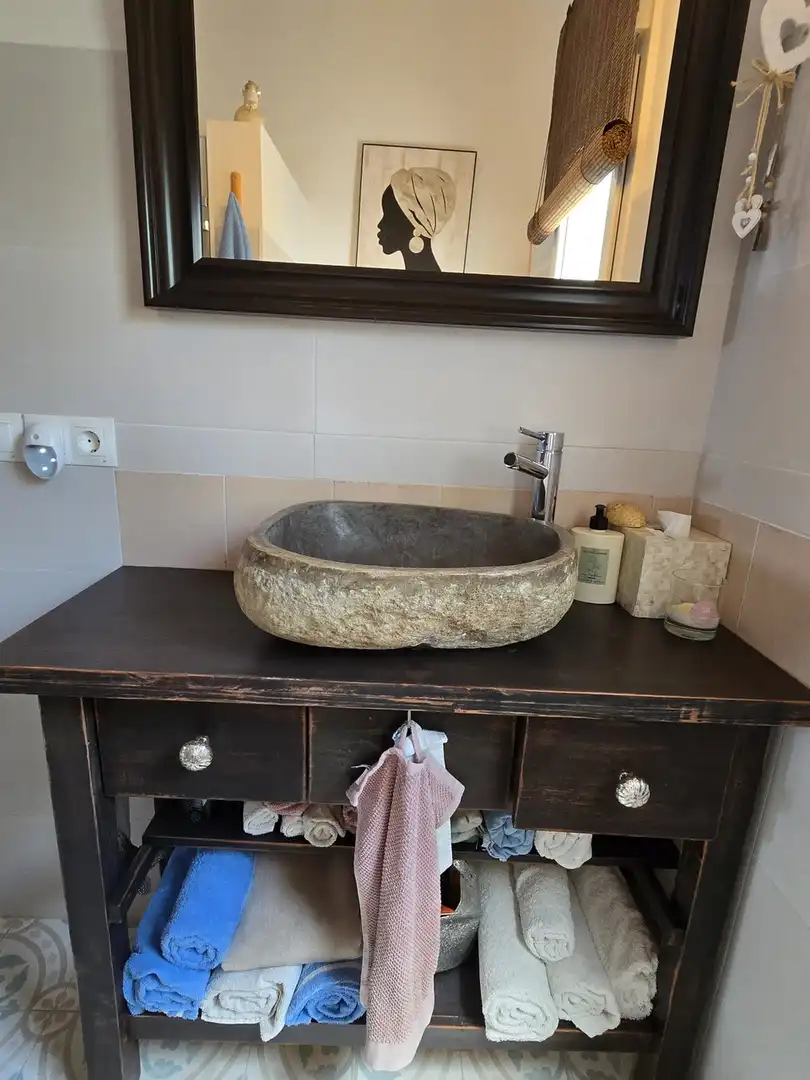 Bany de Casa o xalet en venda en Canillas de Aceituno amb Aire condicionat, Terrassa i Piscina
