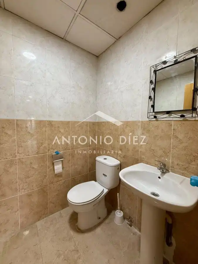 Bany de Local de lloguer en Aspe