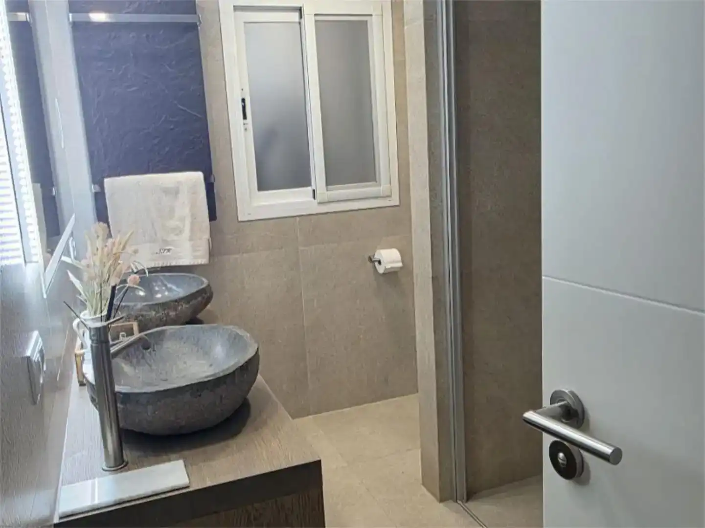 Bany de Casa adosada en venda en Santa Eulària des Riu amb Aire condicionat, Piscina i Balcó