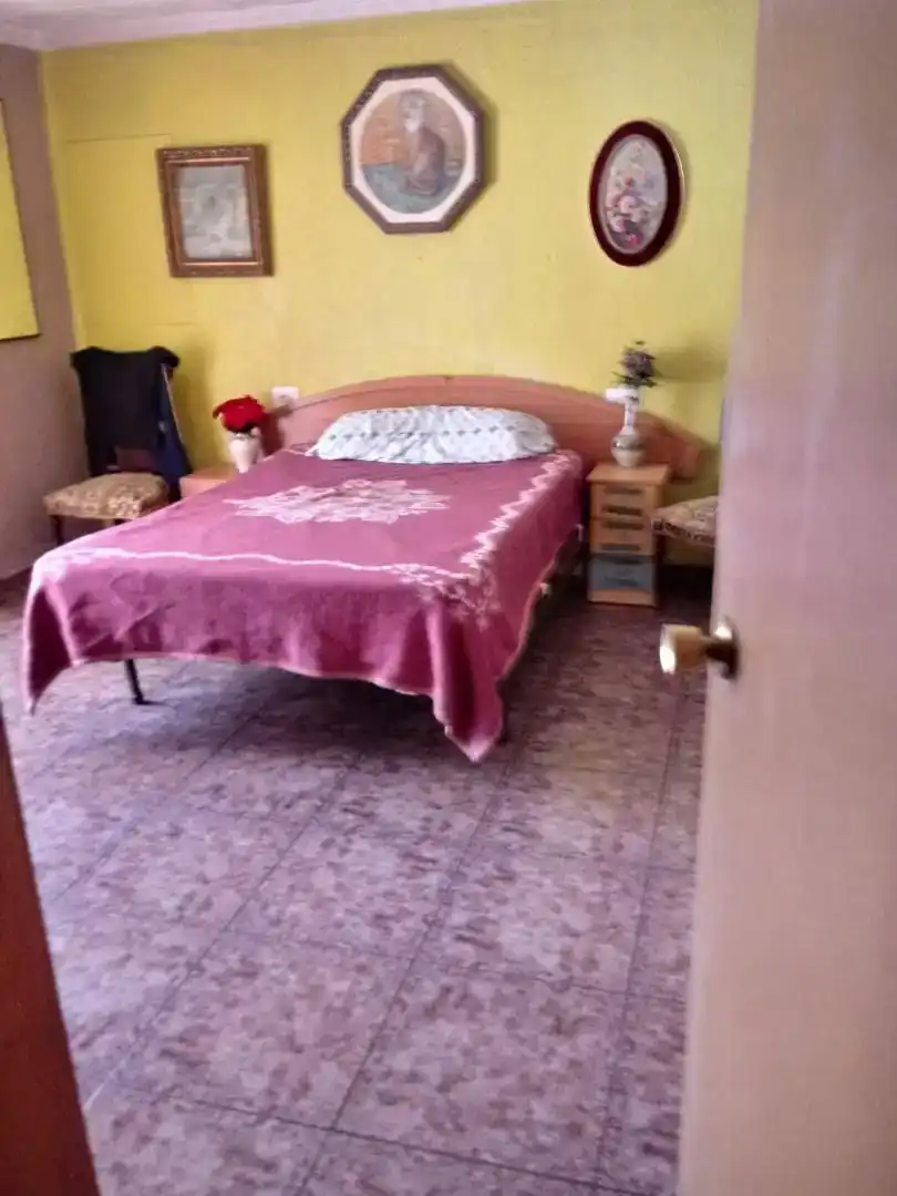Habitación de Casa o chalet en venta en Utiel con Amueblado y Balcón