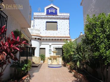 Casa con piscina en venta en CALLE PROLONGACIÓN PÉREZ GALDÓS 6