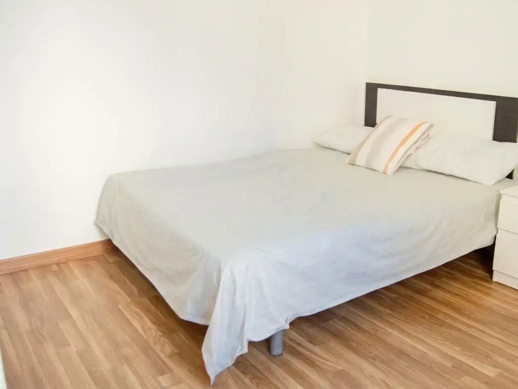 Bedroom of Flat for rent in Córdoba