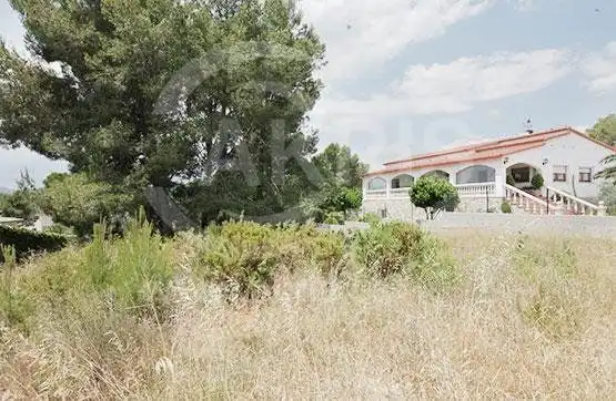 Rural land for sale in Alio