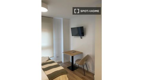 Photo 3 of Flat for rent in Opañel, Madrid Capital