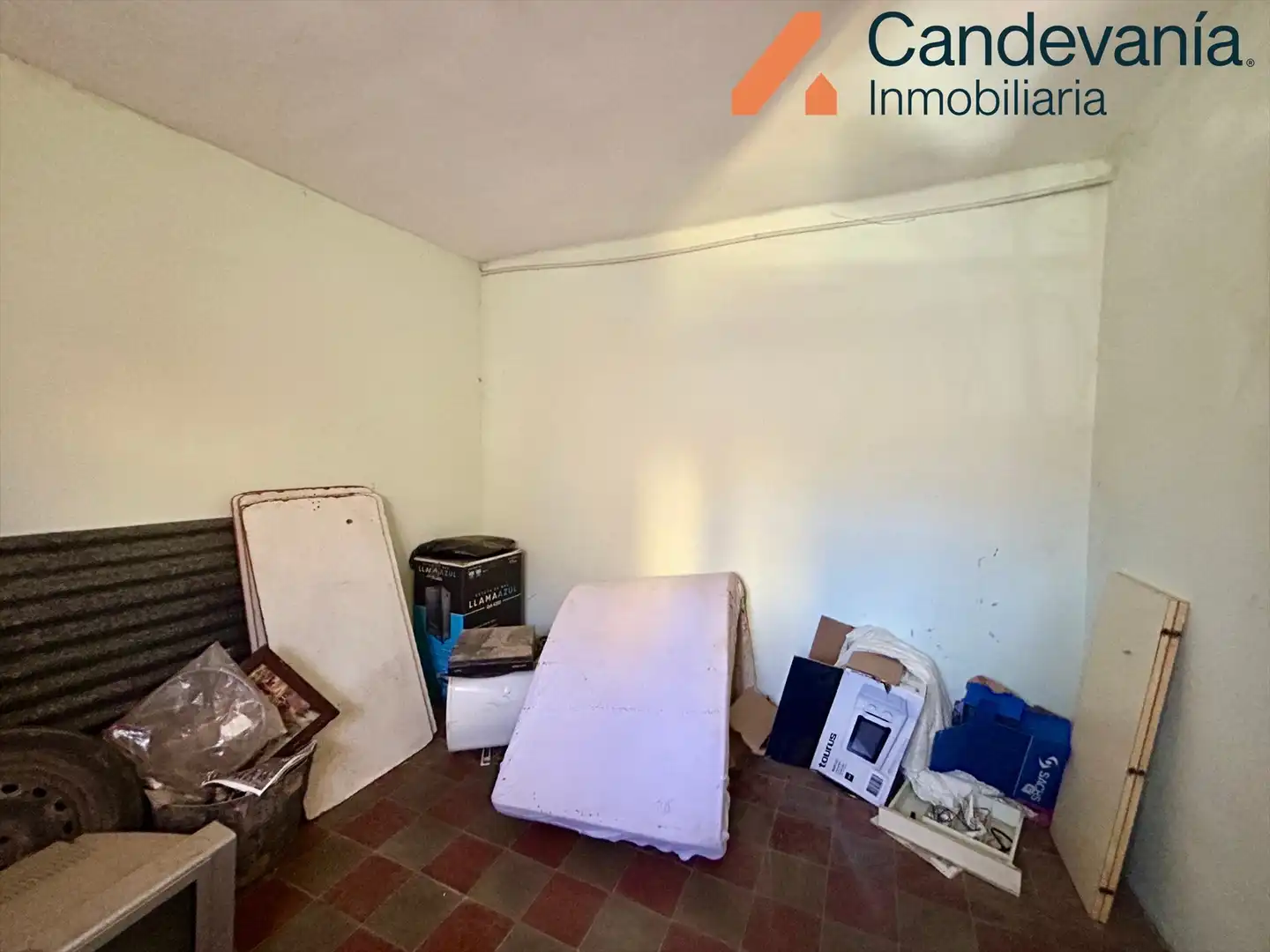 Casa o xalet en venda en Zuera amb Jardí privat