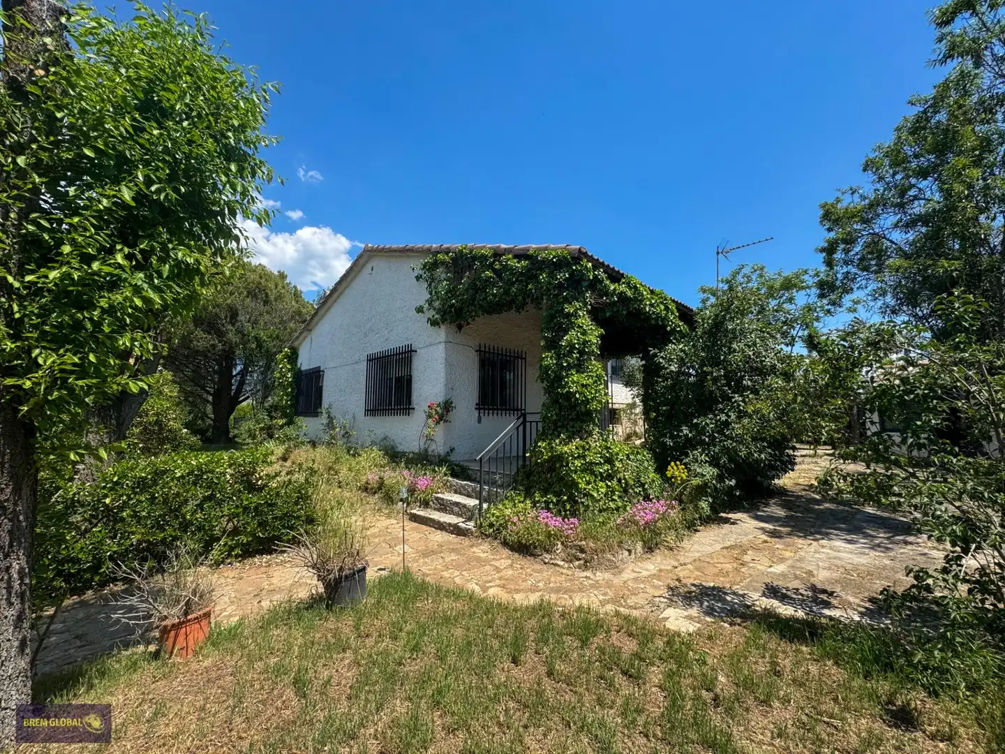 Vista exterior de Casa o chalet en venta en Buitrago del Lozoya con Calefacción, Jardín privado y Trastero