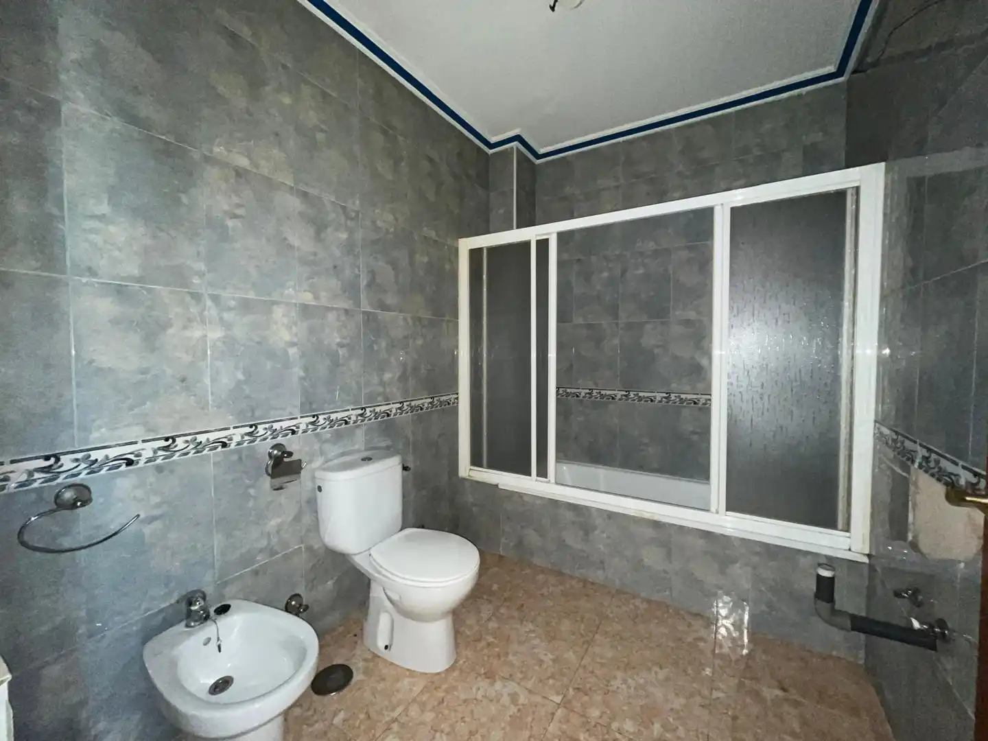 Baño de Casa adosada en venta en Argamasilla de Alba con Alarma