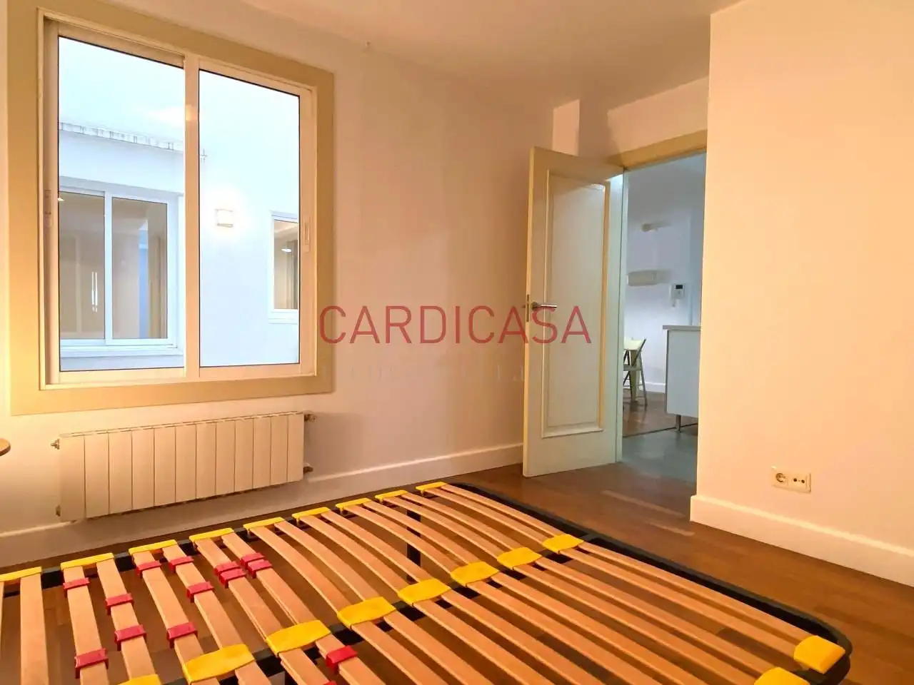 Habitación de Piso de alquiler en Vigo  con Calefacción, Parquet y Balcón