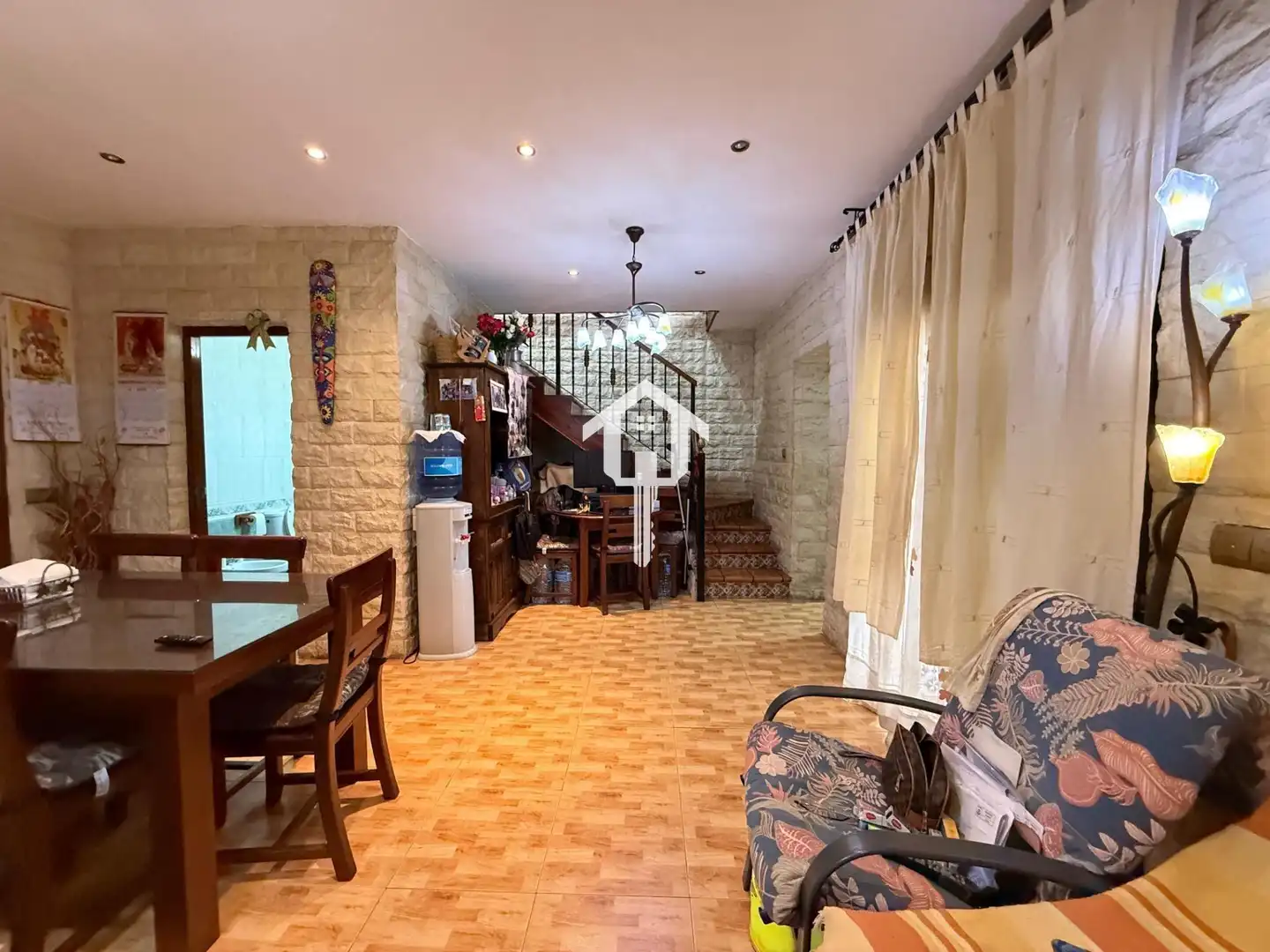 Houses for sale in Alicante / Alacant  with Furnished, Balcony and Jacuzzi
