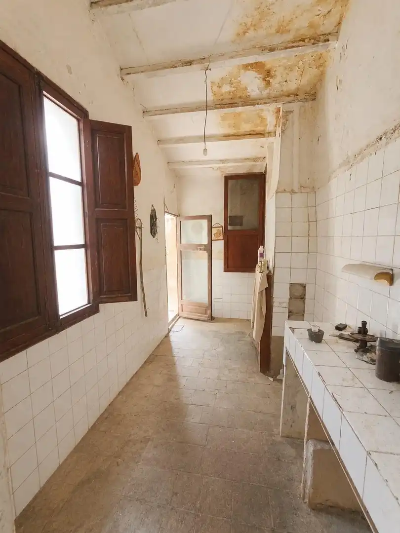 Küche von Haus oder Chalet zum Verkauf in Binissalem mit Privatgarten