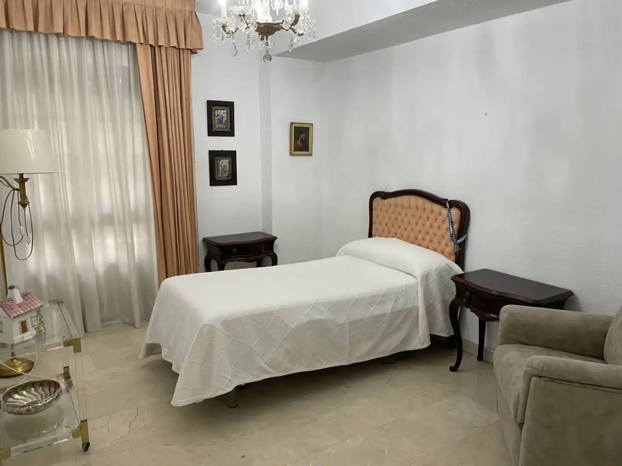 Habitación de Piso en venta en Badajoz con Aire acondicionado, Terraza y Trastero