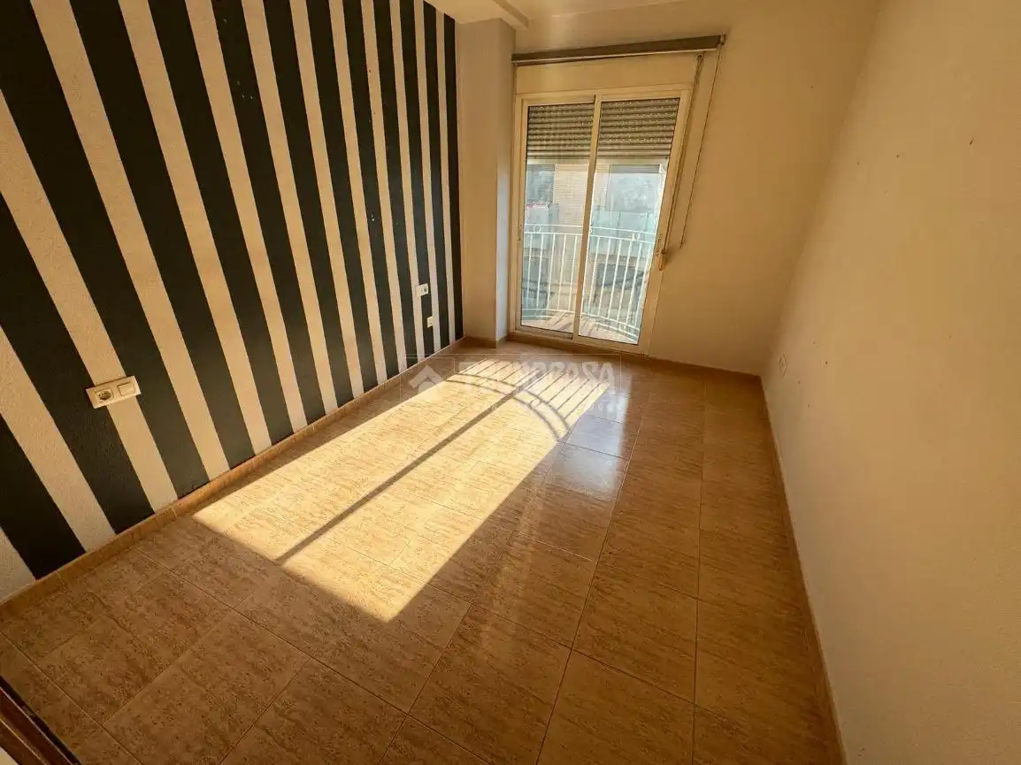 Habitación de Piso en venta en Paterna con Aire acondicionado y Balcón
