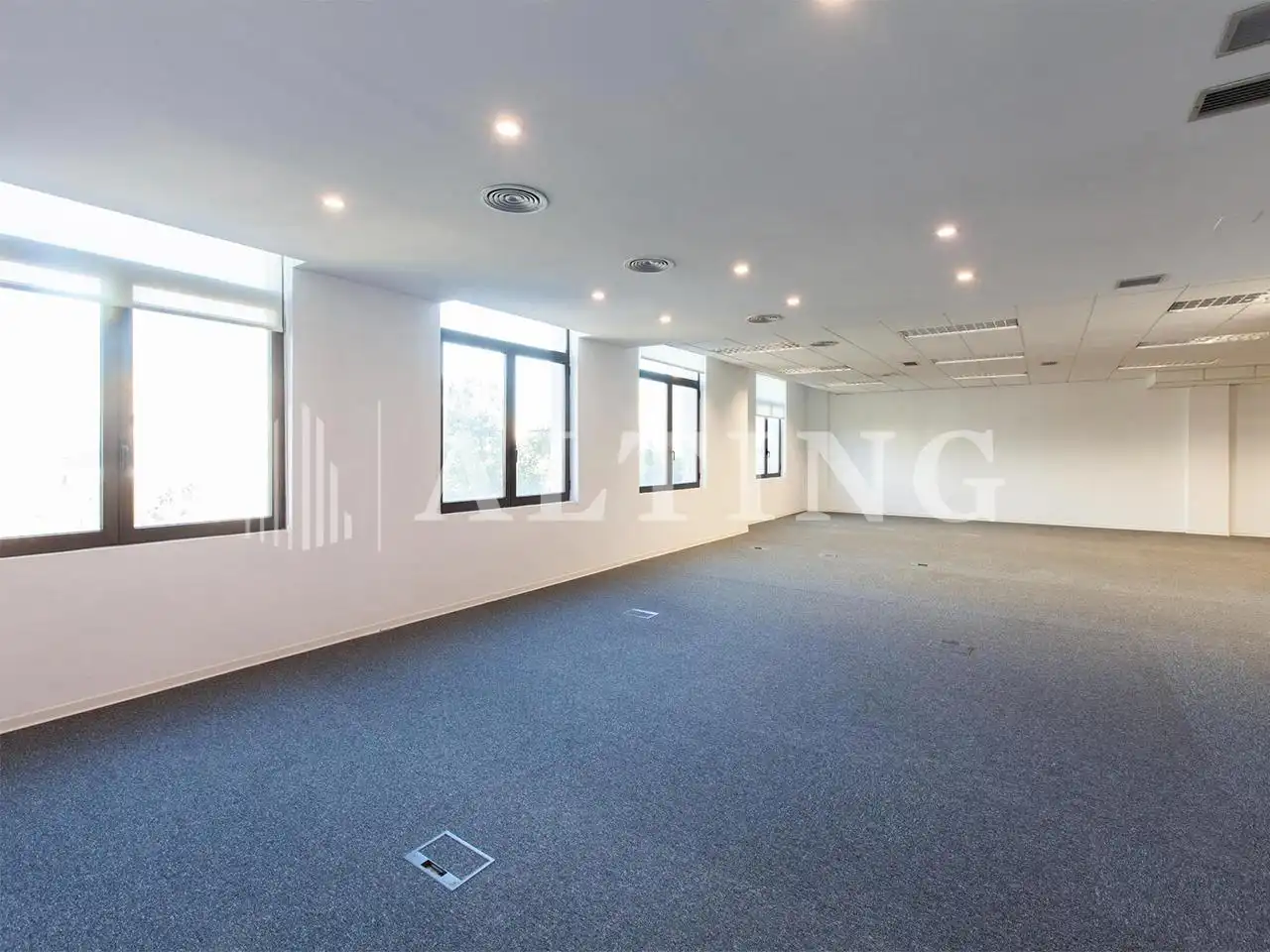 Office space with lift to rent in Catalunya, imagen 20