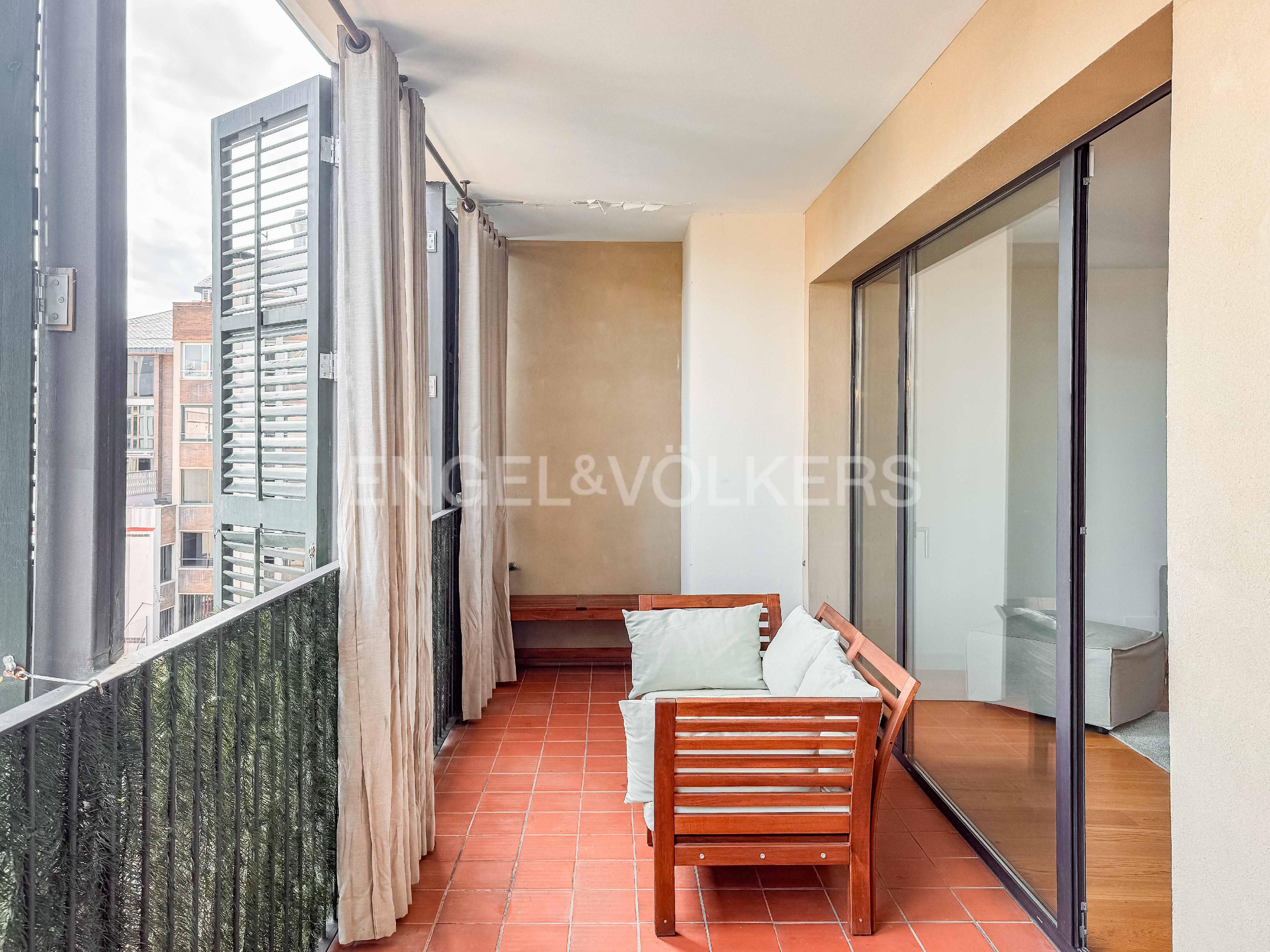 Balcony of Apartment to rent in  Barcelona Capital  with Air Conditioner, Heating and Terrace