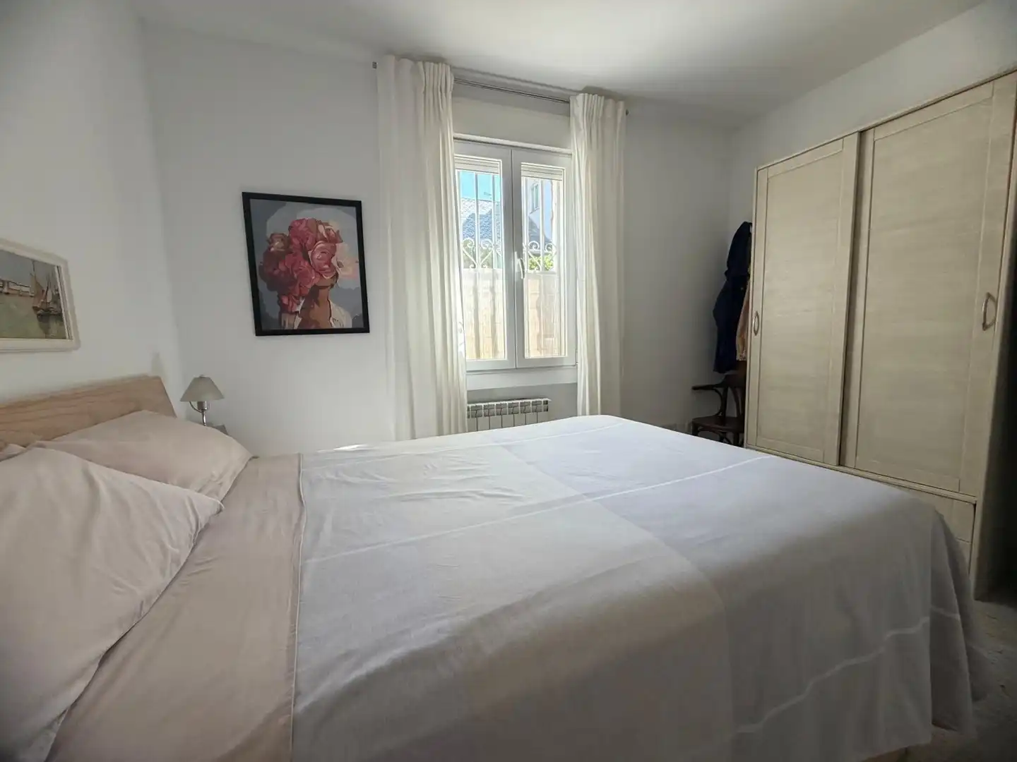 Dormitori de Casa o xalet en venda en Madrid amb Aire condicionat, Calefacció i Jardí privat
