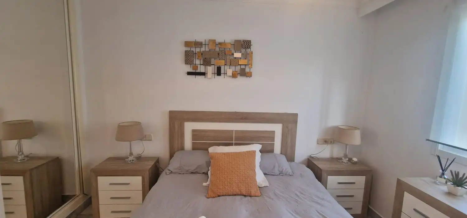 Schlafzimmer von Wohnungen zur Miete in Marbella mit Klimaanlage, Heizung und Terrasse