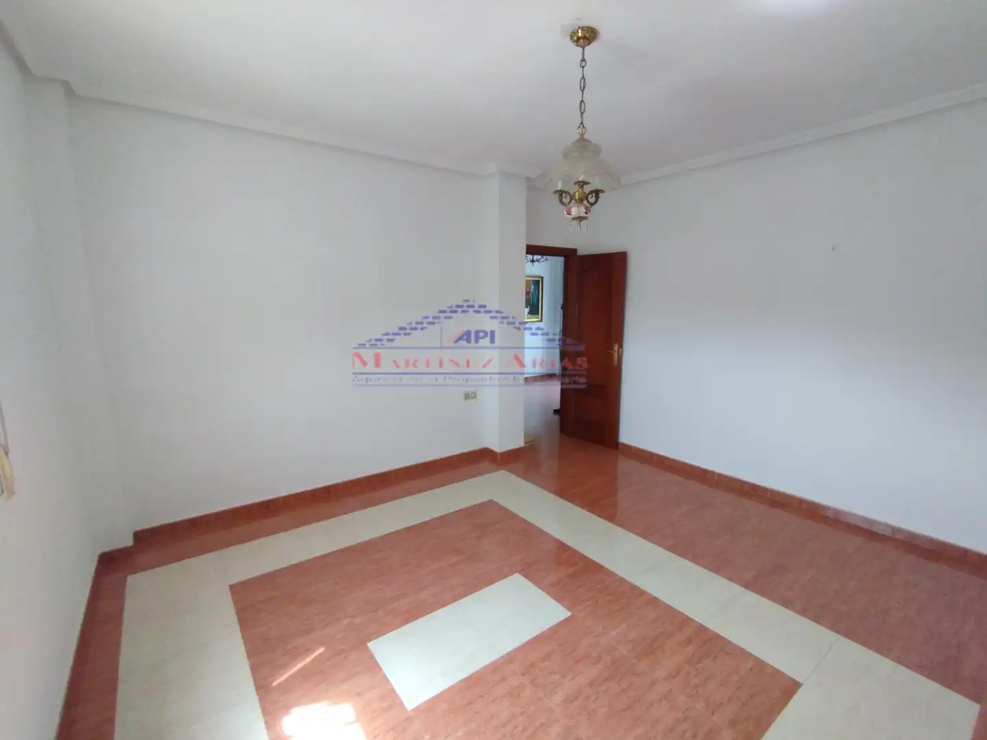 Houses for sale in Fuerte del Rey  with Private garden, Terrace and Balcony