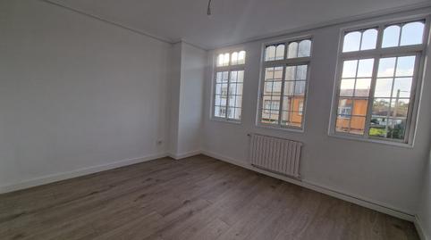 Foto 2 de Casa adosada en venda a Estrada de Cedeira, 32, Piñeiros- Freixeiro, Narón