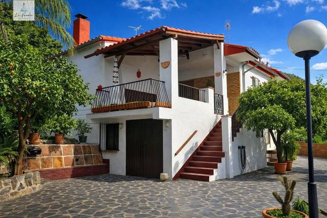 Casa-chalet en Venta en Carratraca
