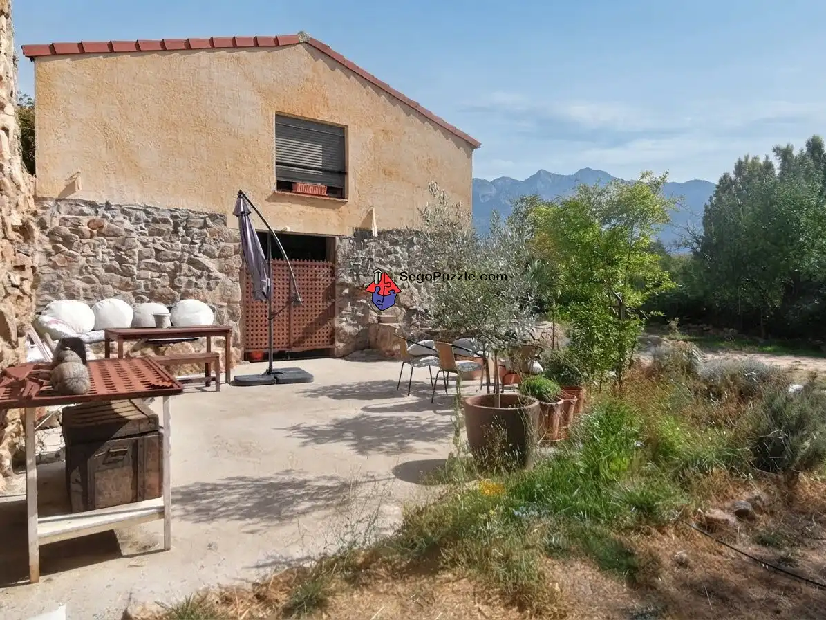 Casa en venda a Torrecaballeros, imagen 2
