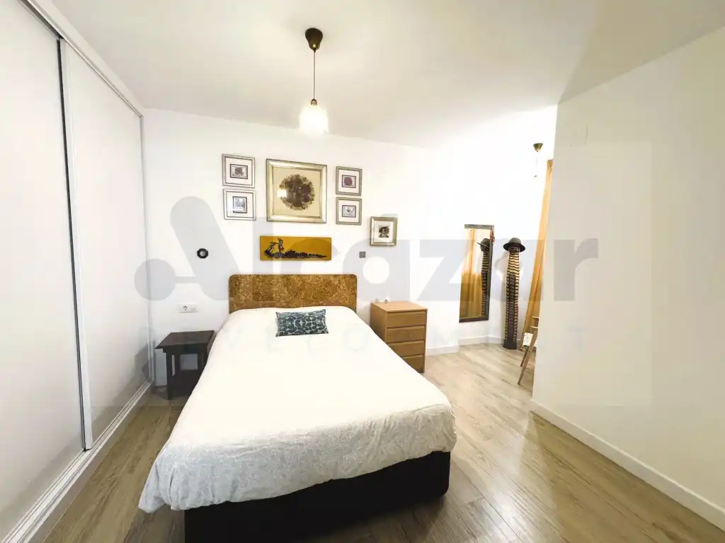 Habitación de Piso en venta en Sevilla con Aire acondicionado, Calefacción y Terraza