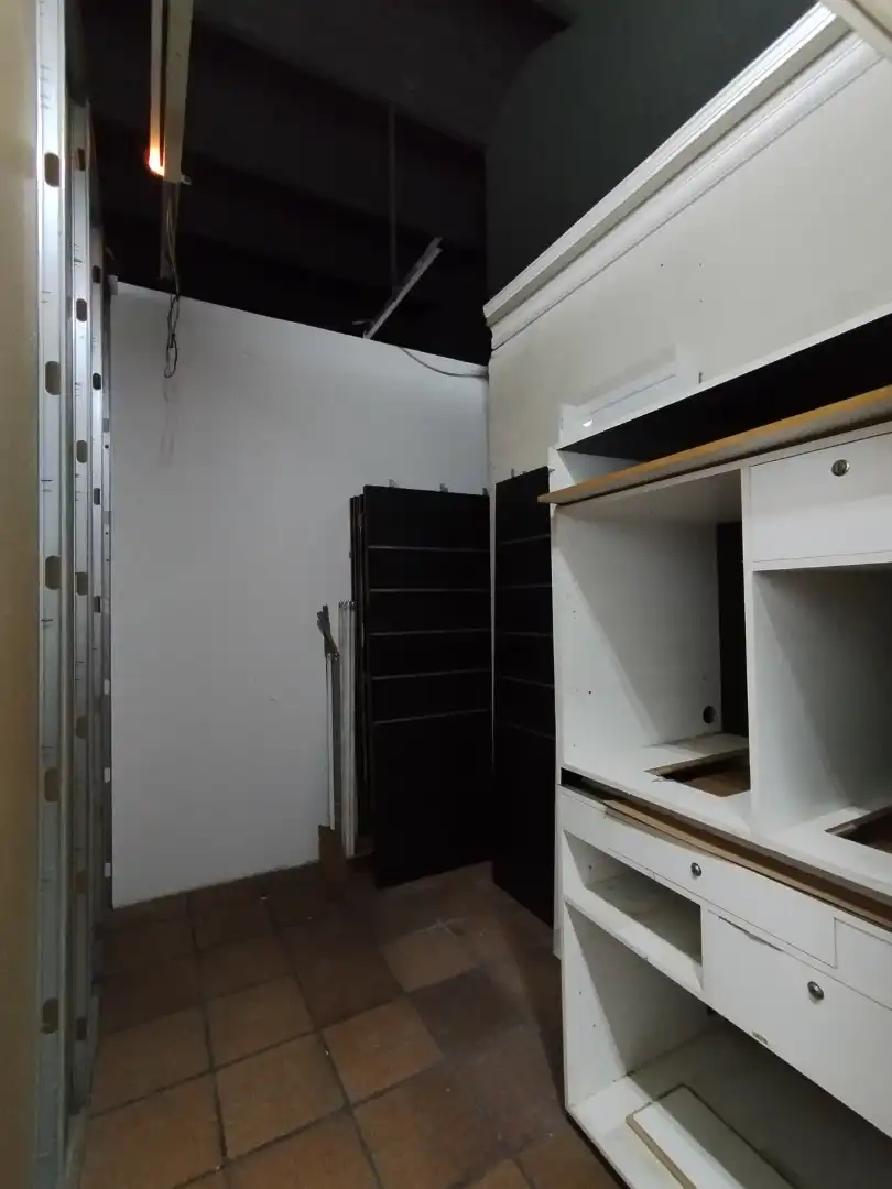 Local comercial de lloguer a Carrer del Comte Borrell, imagen 7