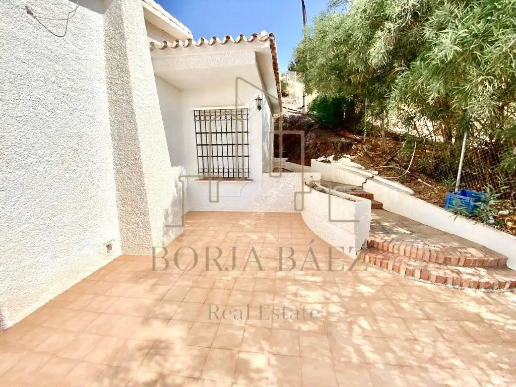 Vista exterior de Casa o chalet en venta en Vélez-Málaga