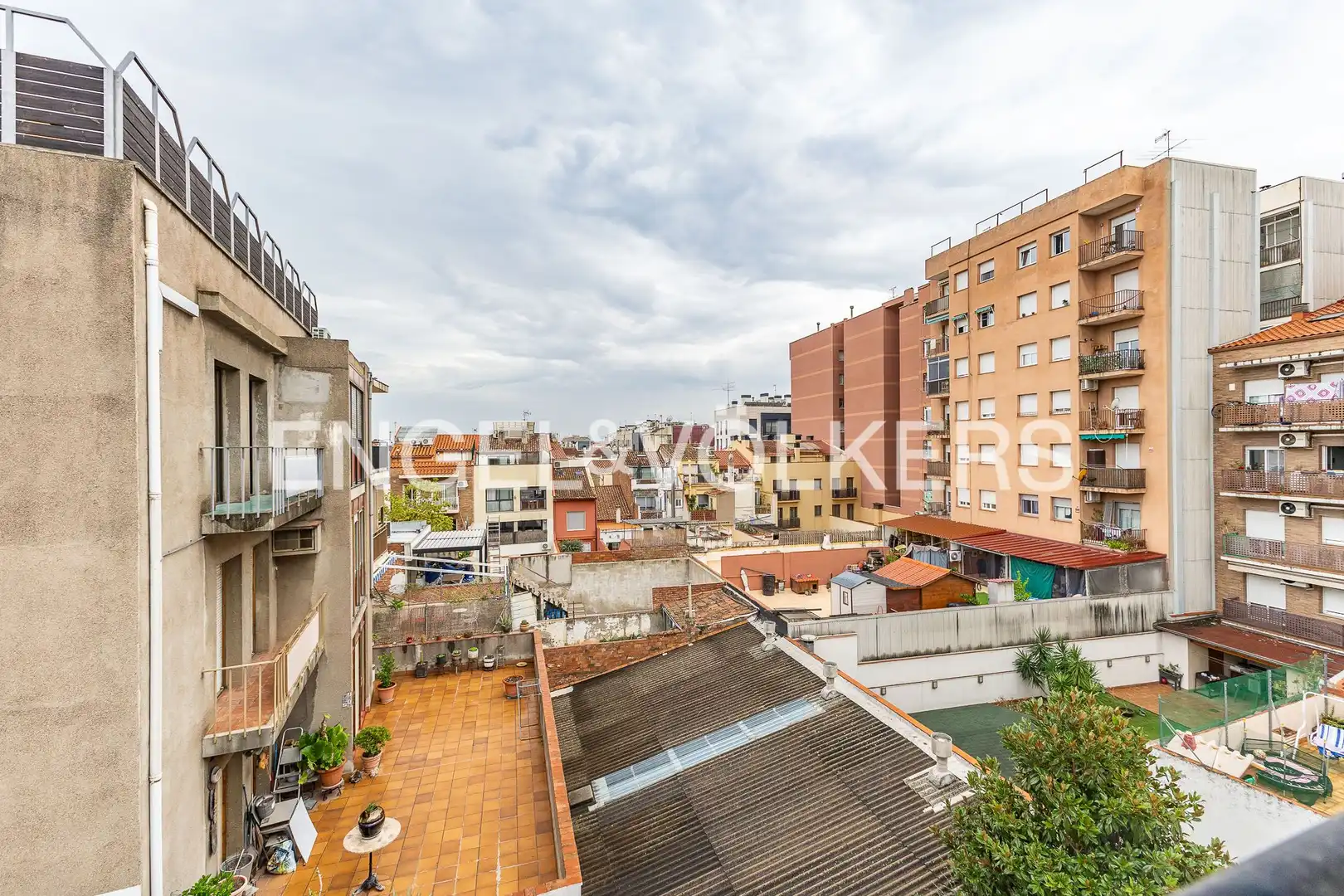 Adosado con terraza en venta en Carrer de Josep Renom, imagen 61