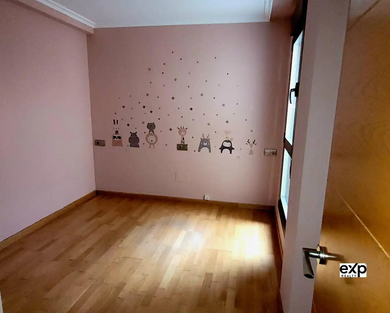 Habitación de Apartamento en venta en Burela con Calefacción y Trastero