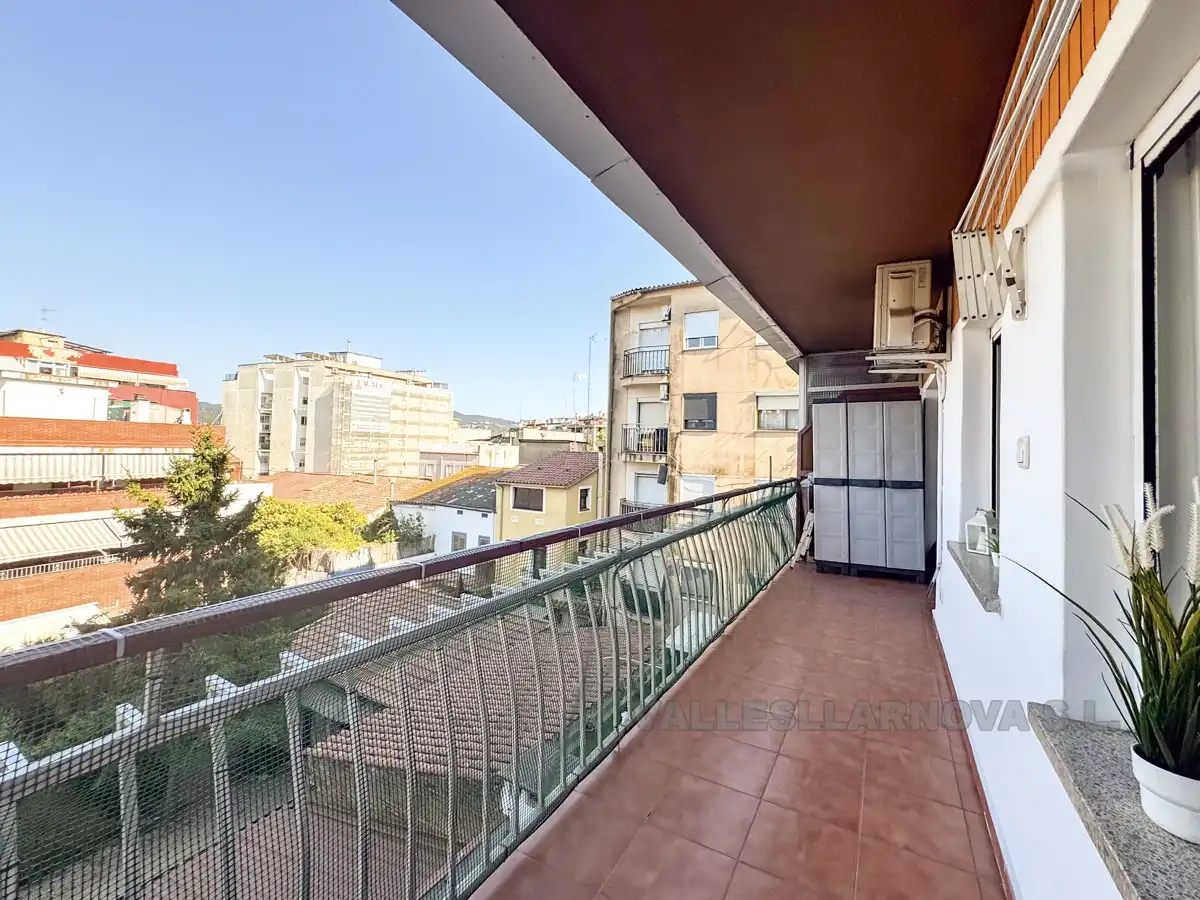 Balcony of Flat for sale in Mollet del Vallès  with Air Conditioner
