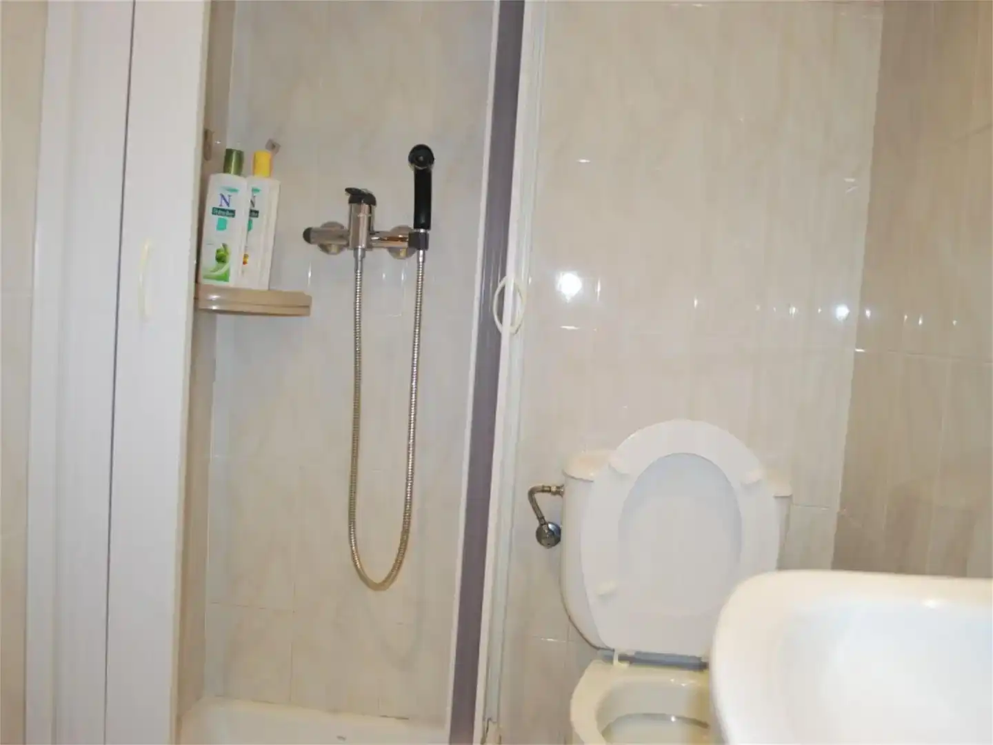 Badezimmer von Wohnungen zur Miete in Xeraco mit Schwimmbad