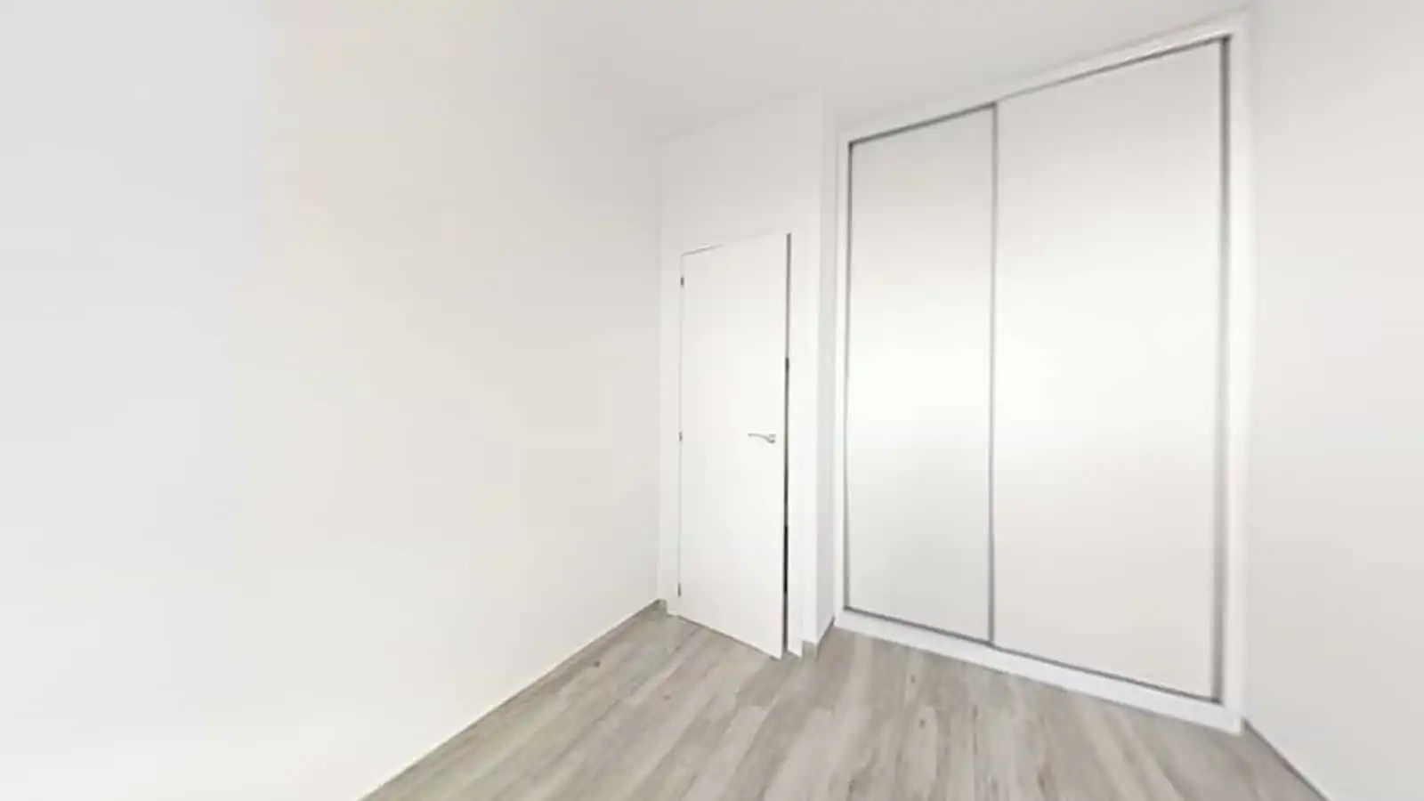 Habitación de Piso en venta en Benalmádena con Terraza