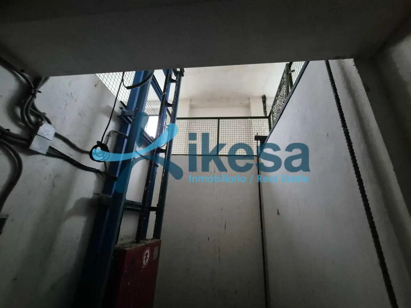 Business premises for sale in Santa Cruz del Comercio, imagen 19