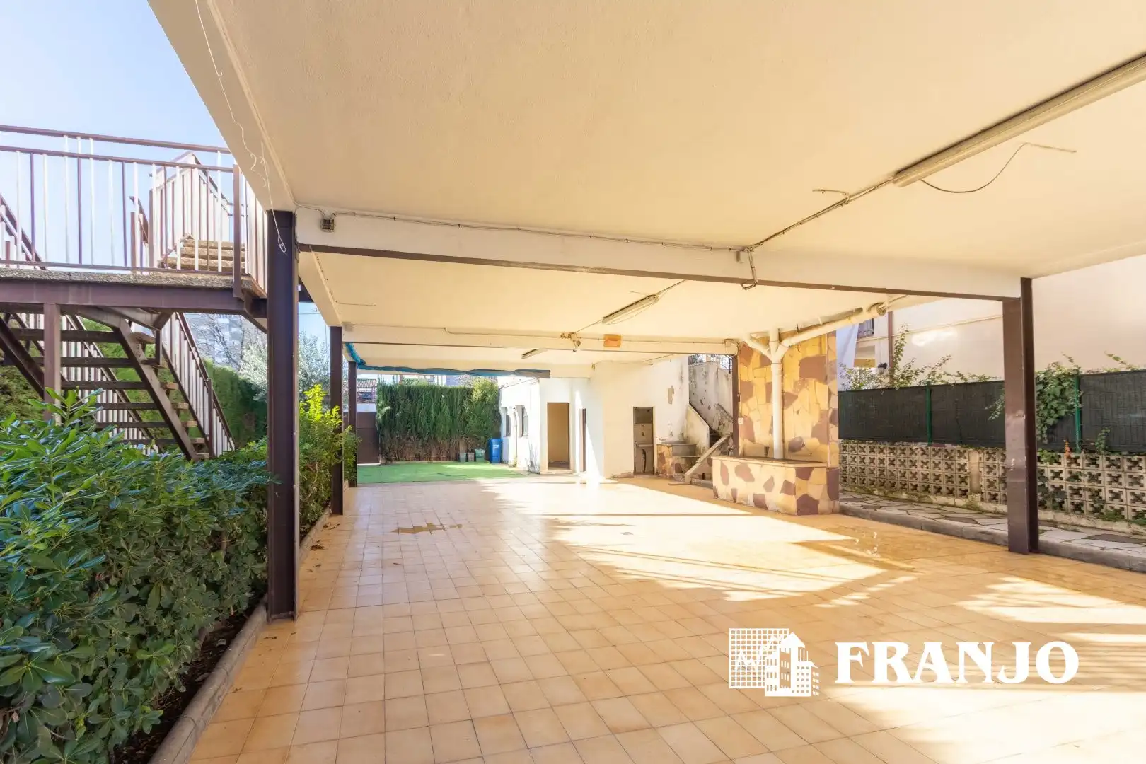 Jardín de Casa o chalet en venta en Barberà del Vallès con Calefacción, Terraza y Trastero