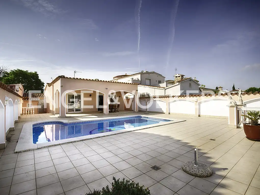 Maison avec piscine à vendre à Carrer Noguera, imagen 5