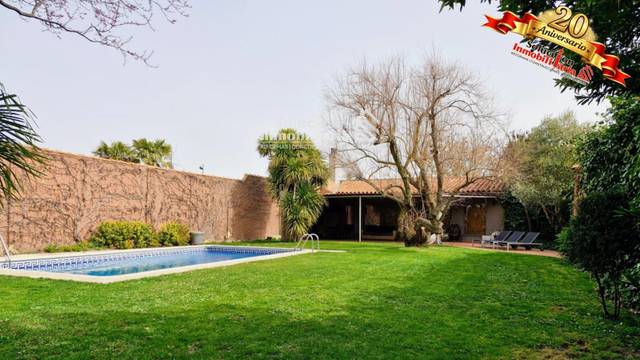 Casa-chalet en Venta en NAVAJO, 18 en El Perdigón