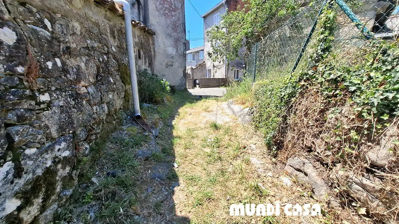 Houses for sale in Boiro