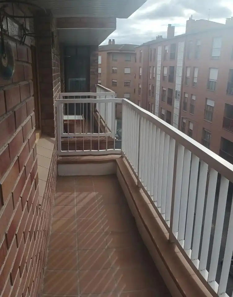 Flat with lift to rent in Calle Glen Ellyn, imagen 5