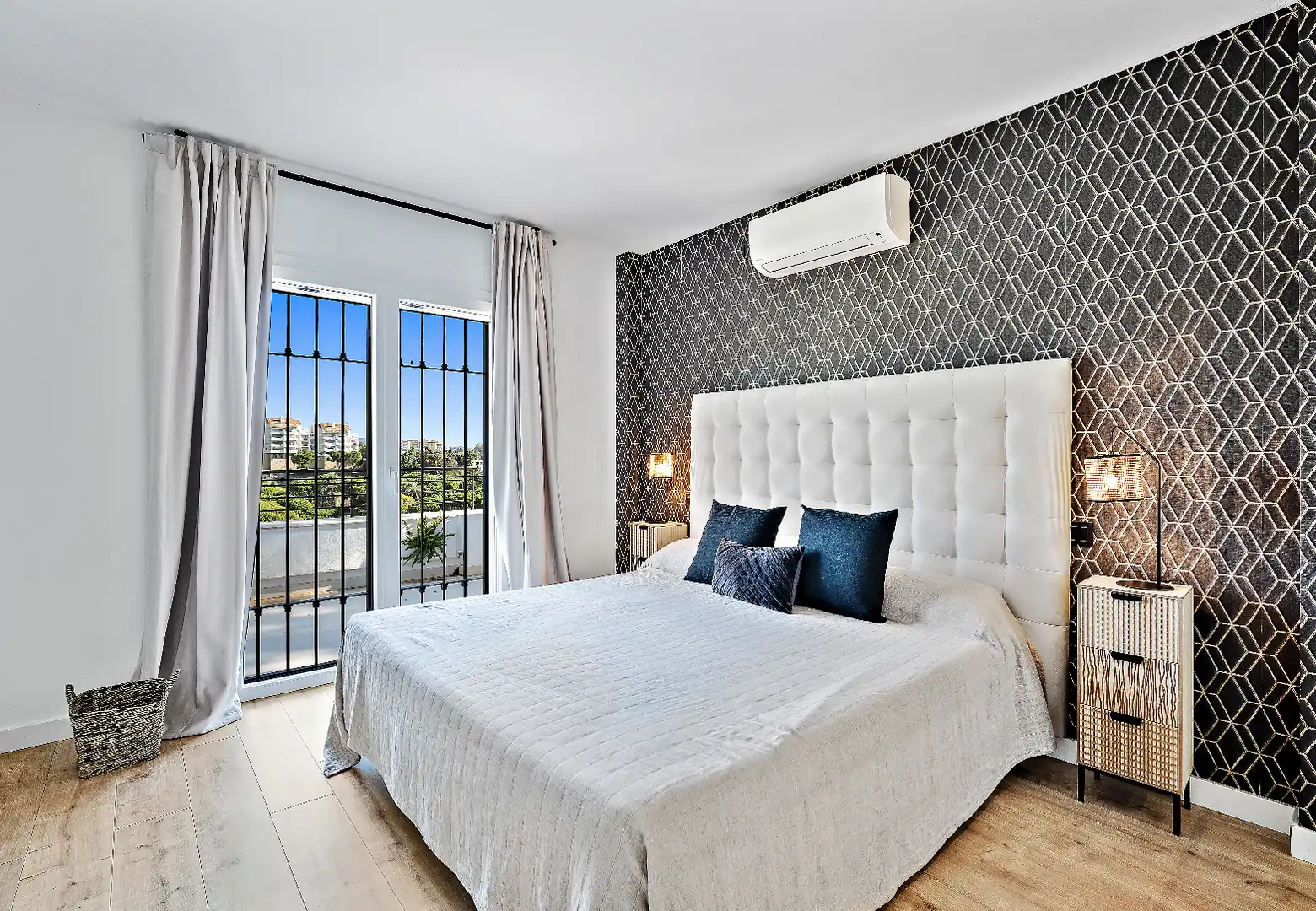 Casa con piscina en venta en Río Real - Los Monteros, imagen 10