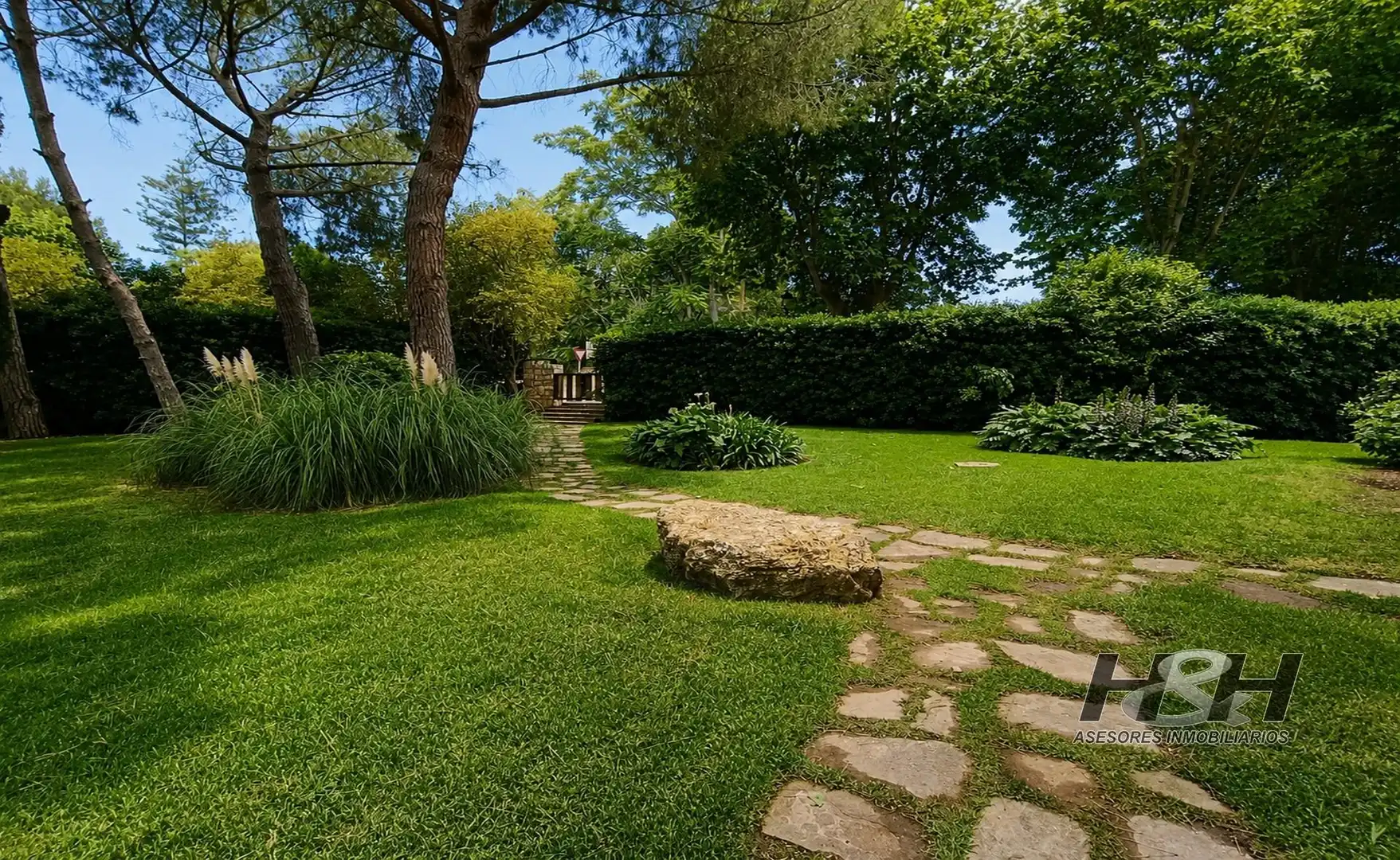 Jardín de Piso en venta en Náquera con Jardín privado, Terraza y Balcón