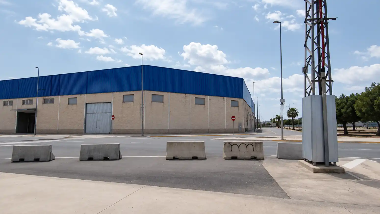 Industrial building to rent in Alaquàs