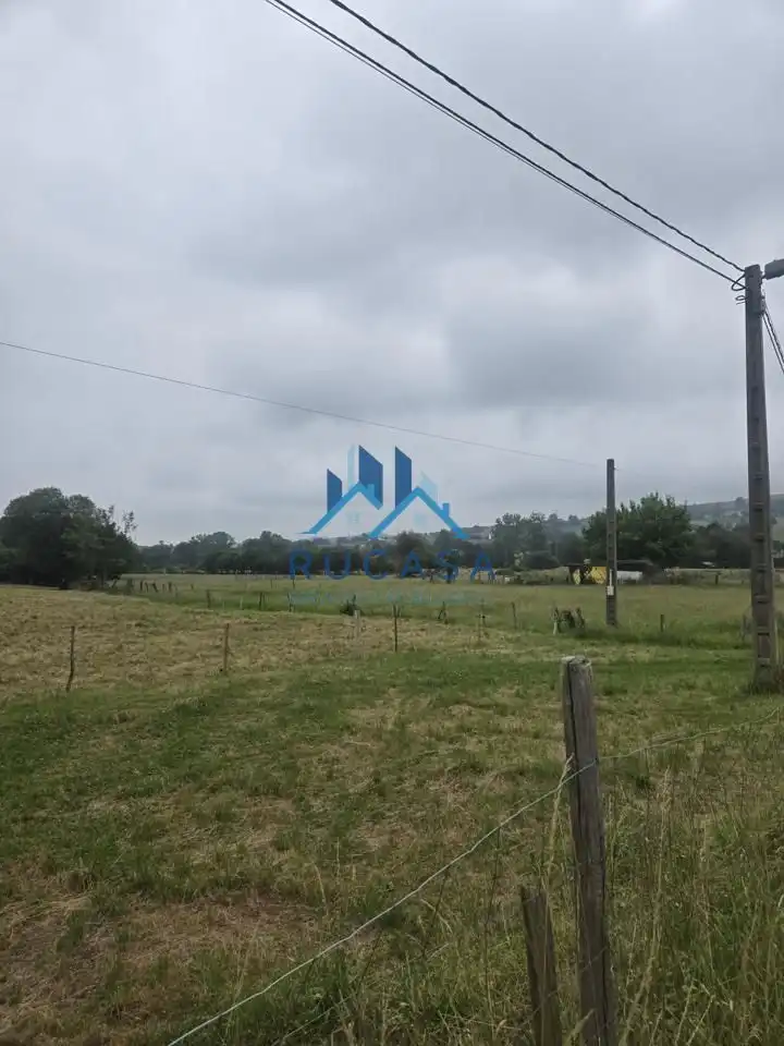 Terrenys i solars en venda a Al