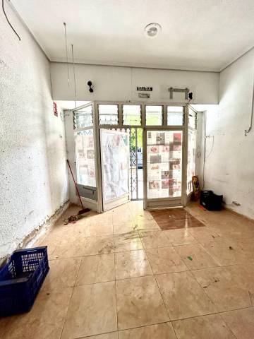 Local comercial en Venta en Reina Victoria - Miguel Hernández