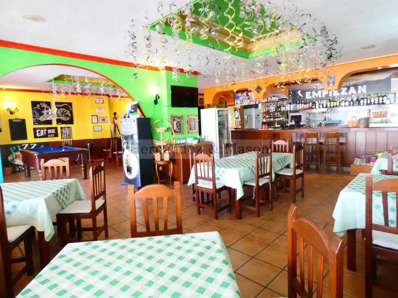 Business premises for transfer in La Carihuela - Los Nidos
