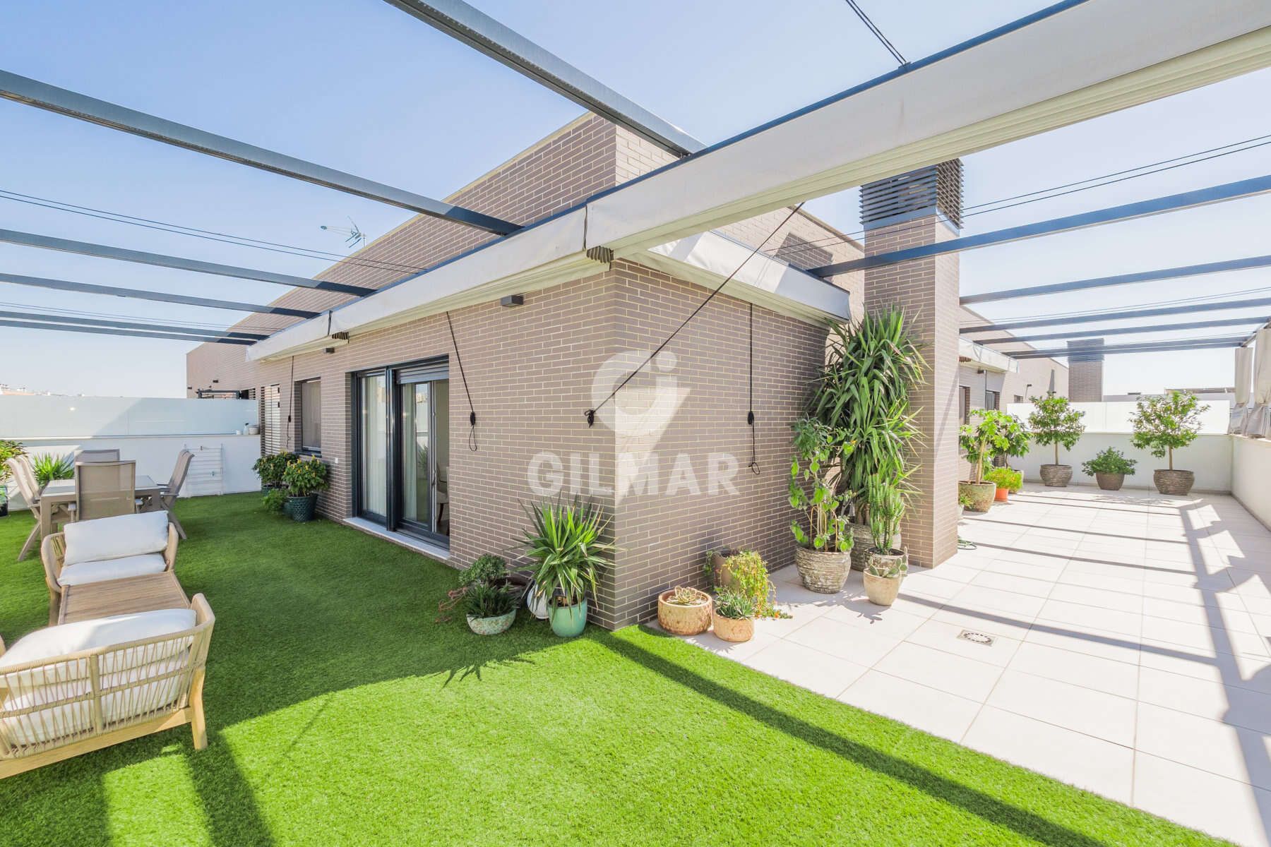 Terraza de Ático en venta en Mairena del Aljarafe con Calefacción, Jardín privado y Trastero