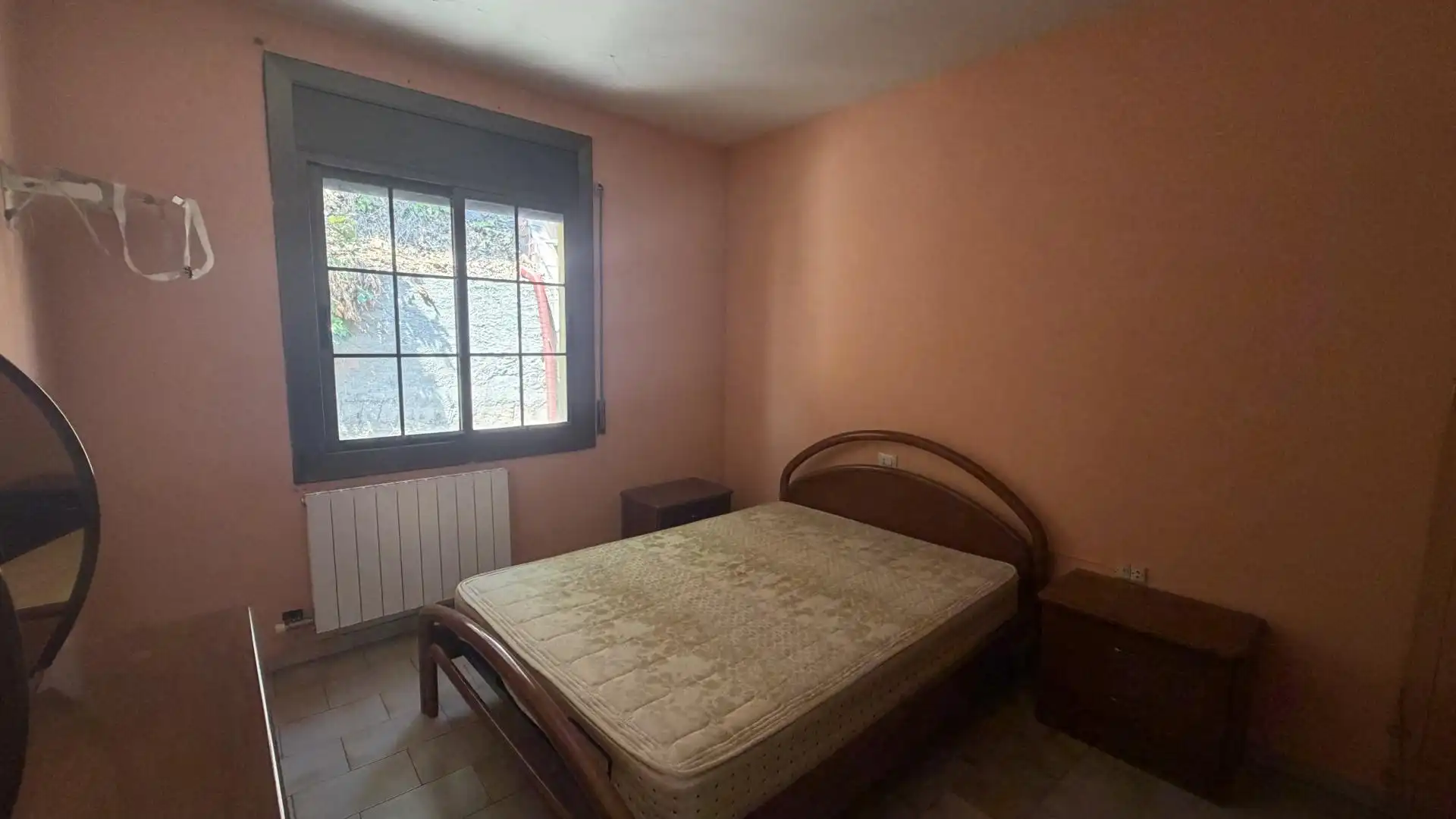 Schlafzimmer von Einfamilien-Reihenhaus zum Verkauf in Sant Celoni mit Heizung und Balkon