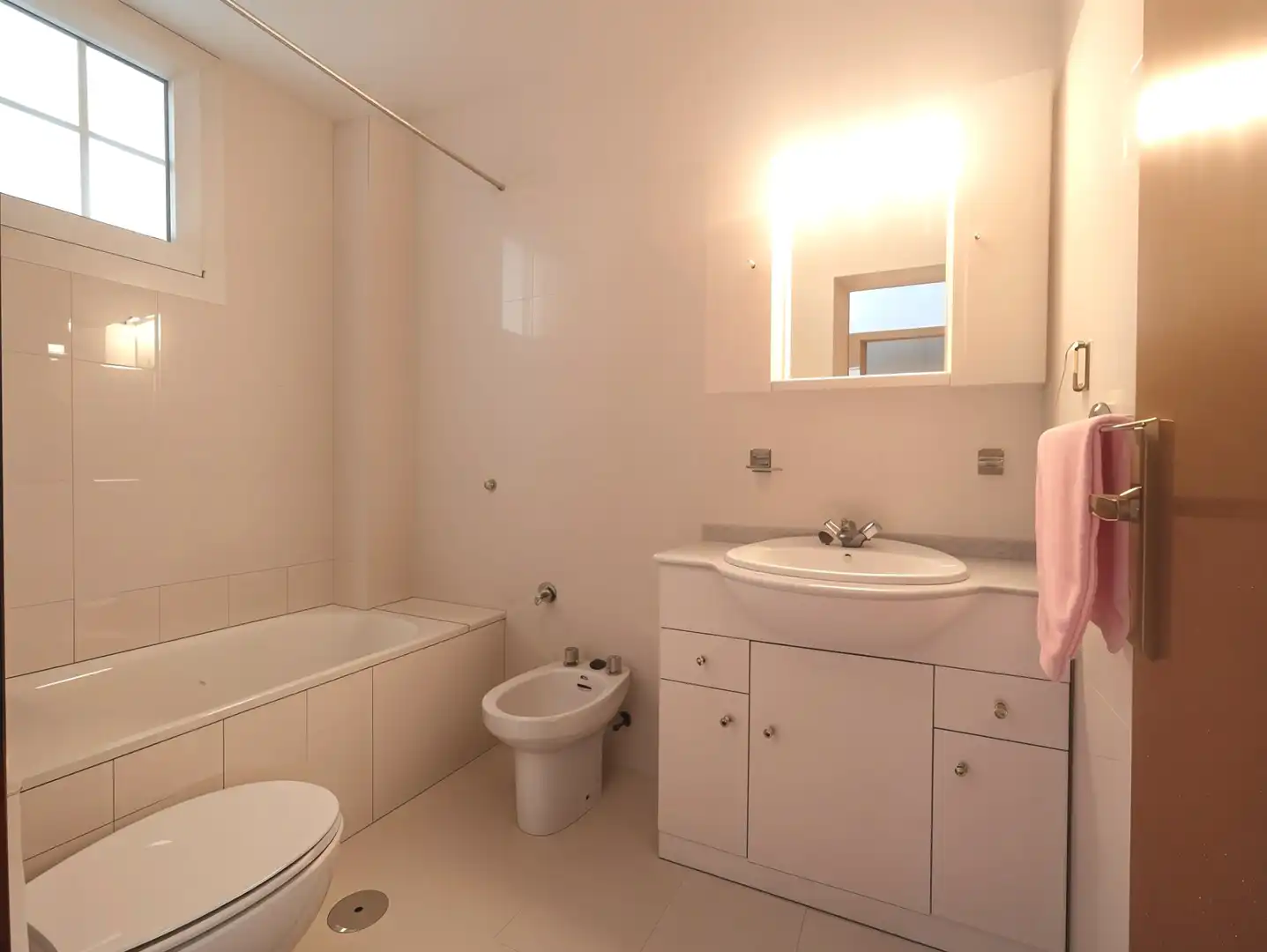 Baño de Piso en venta en Almendralejo con Aire acondicionado, Trastero y Amueblado