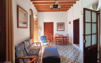 Living room of Single-family semi-detached for sale in Lloseta  with Air Conditioner, Private garden and Swimming Pool